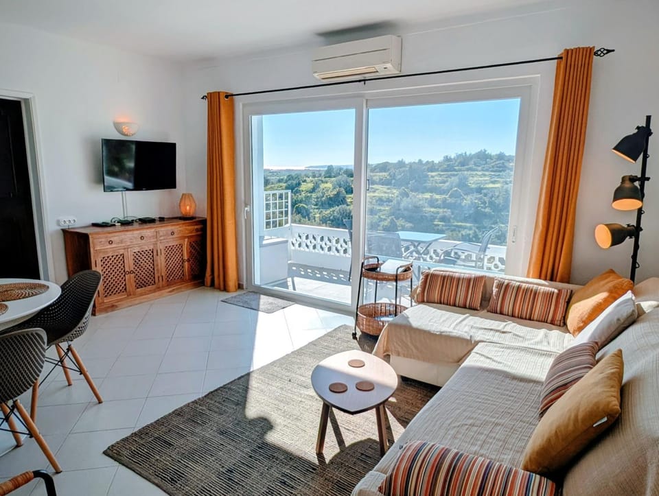Casa Bela Vista - Fantastic sea view House in Guia