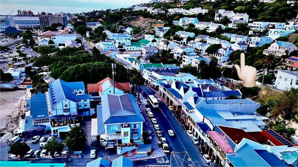 Bougainvillea House - The Heart of Simonstown Apartment in Cape Town