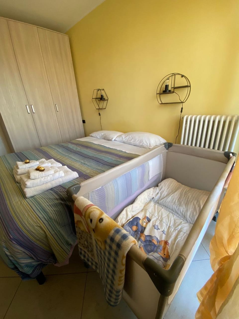 cot