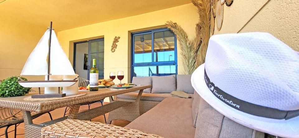 Balcony/Terrace, Seating area, Dining area