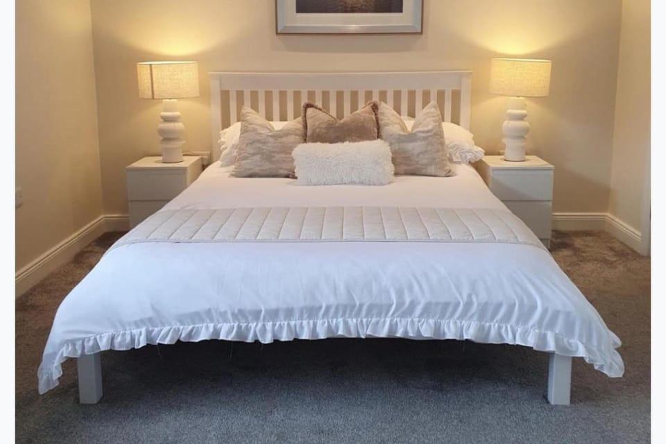 Beautiful 3-Bed House in Sunny Killough Down House in Northern Ireland