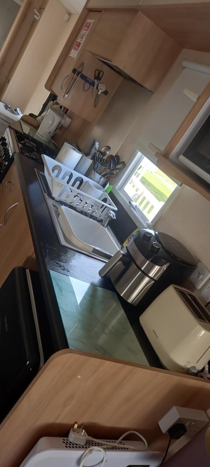 Deluxe 3 bedroom Lyons Robin hood oaklands with free wifi free sky Apartment in Rhyl