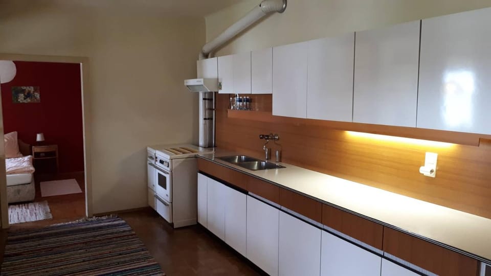 Kitchen or kitchenette, stove