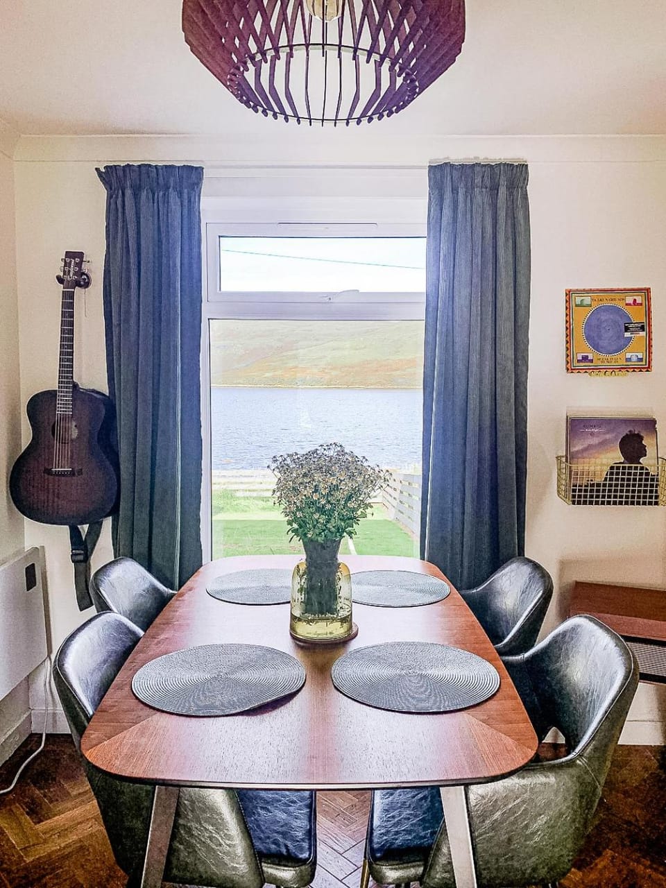 View (from property/room), Living room, Lake view, Sea view