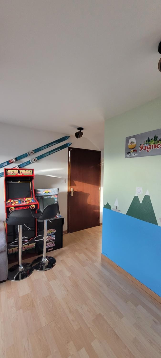 Communal lounge/ TV room