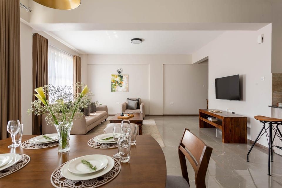 Communal lounge/ TV room, TV and multimedia, Seating area, Dining area