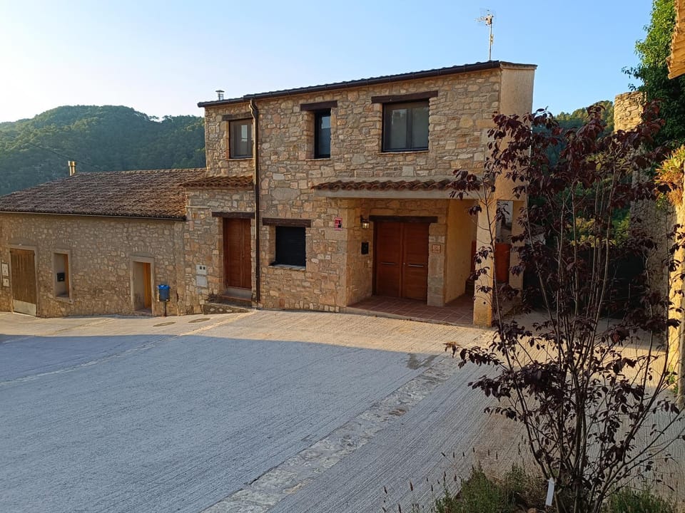 Property building, Day