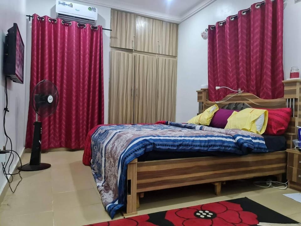 Bed, Photo of the whole room, Bedroom, furniture