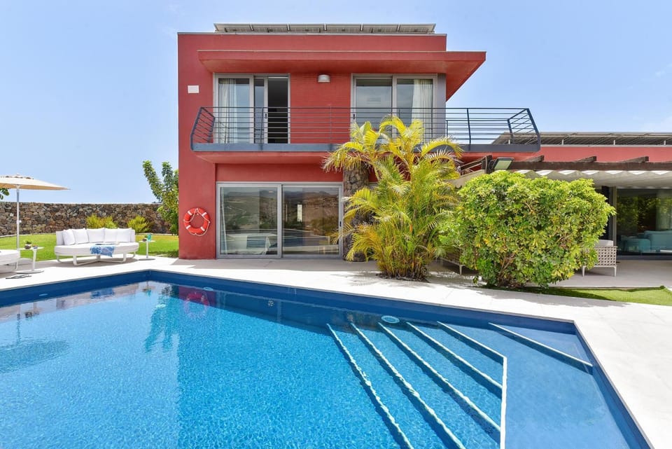 Day, Garden, Pool view, Swimming pool, sunbed