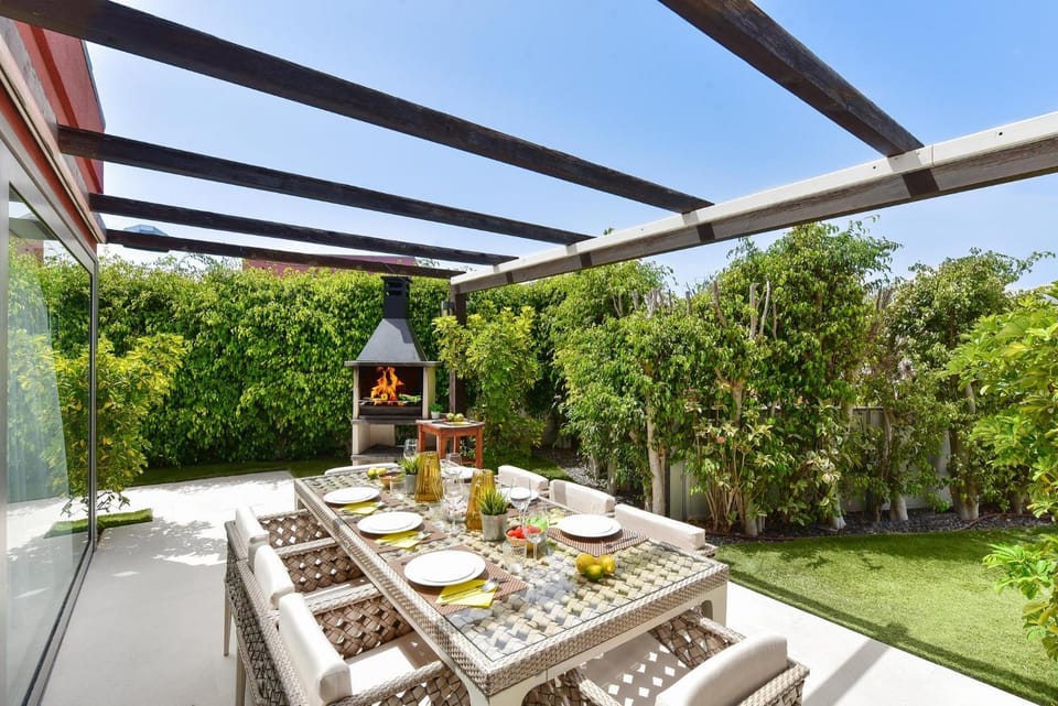 Day, Garden, Balcony/Terrace