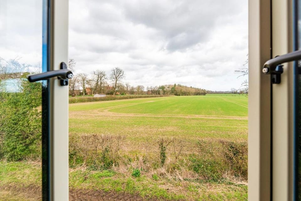 Peaceful country cottage in a rural location near Norfolk Broads 2 double bedroom House in South Norfolk District