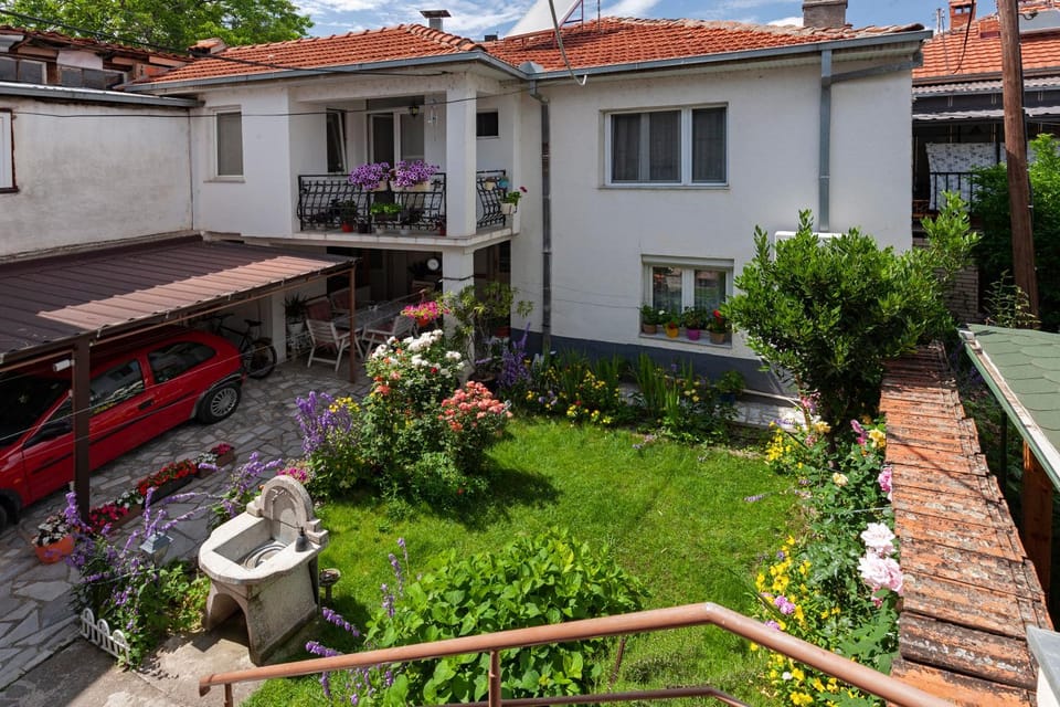 Bogdanoski Studios & Guest Rooms Bed and Breakfast in Ohrid