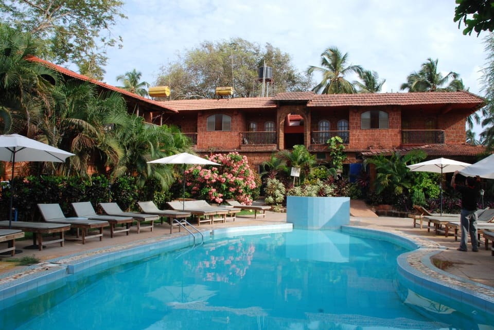 Swimming pool, Swimming pool