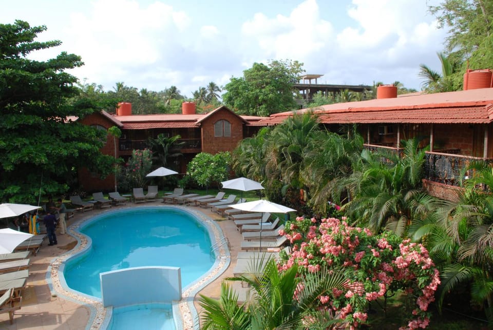 Swimming pool, Swimming pool