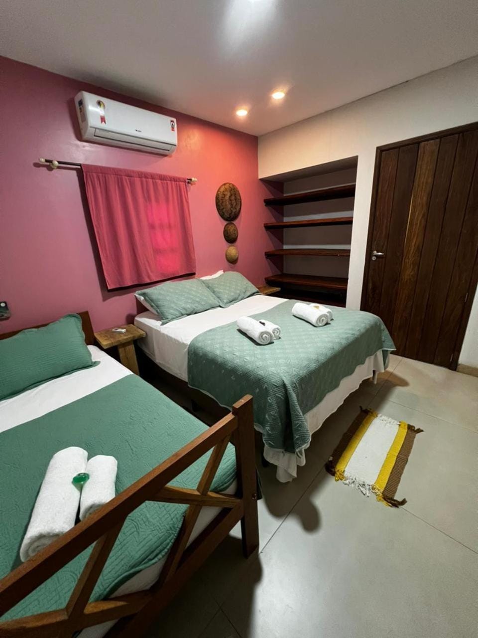 Bed, Photo of the whole room, Bedroom, air conditioner