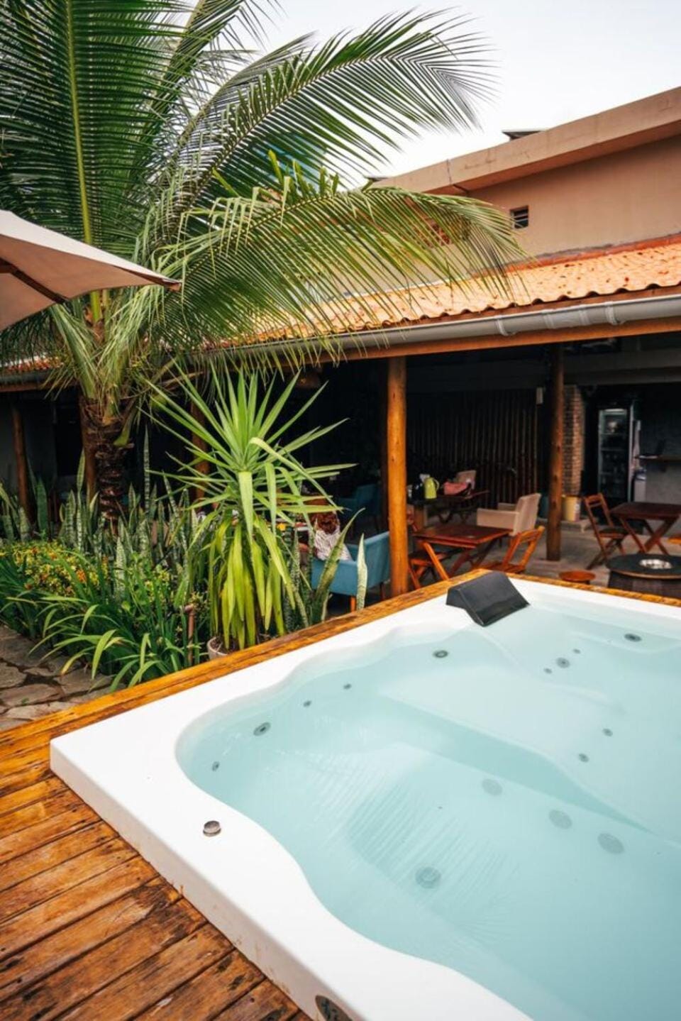 Hot Tub, Hot Tub