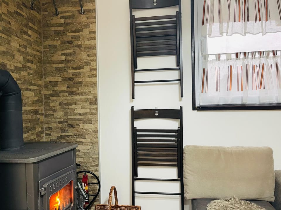 Living room, Seating area, flat iron
