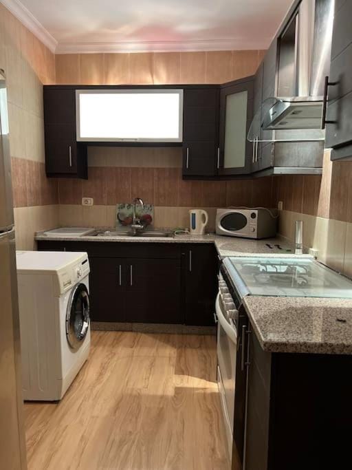 Kitchen or kitchenette, minibar, pet friendly, stove, dryer