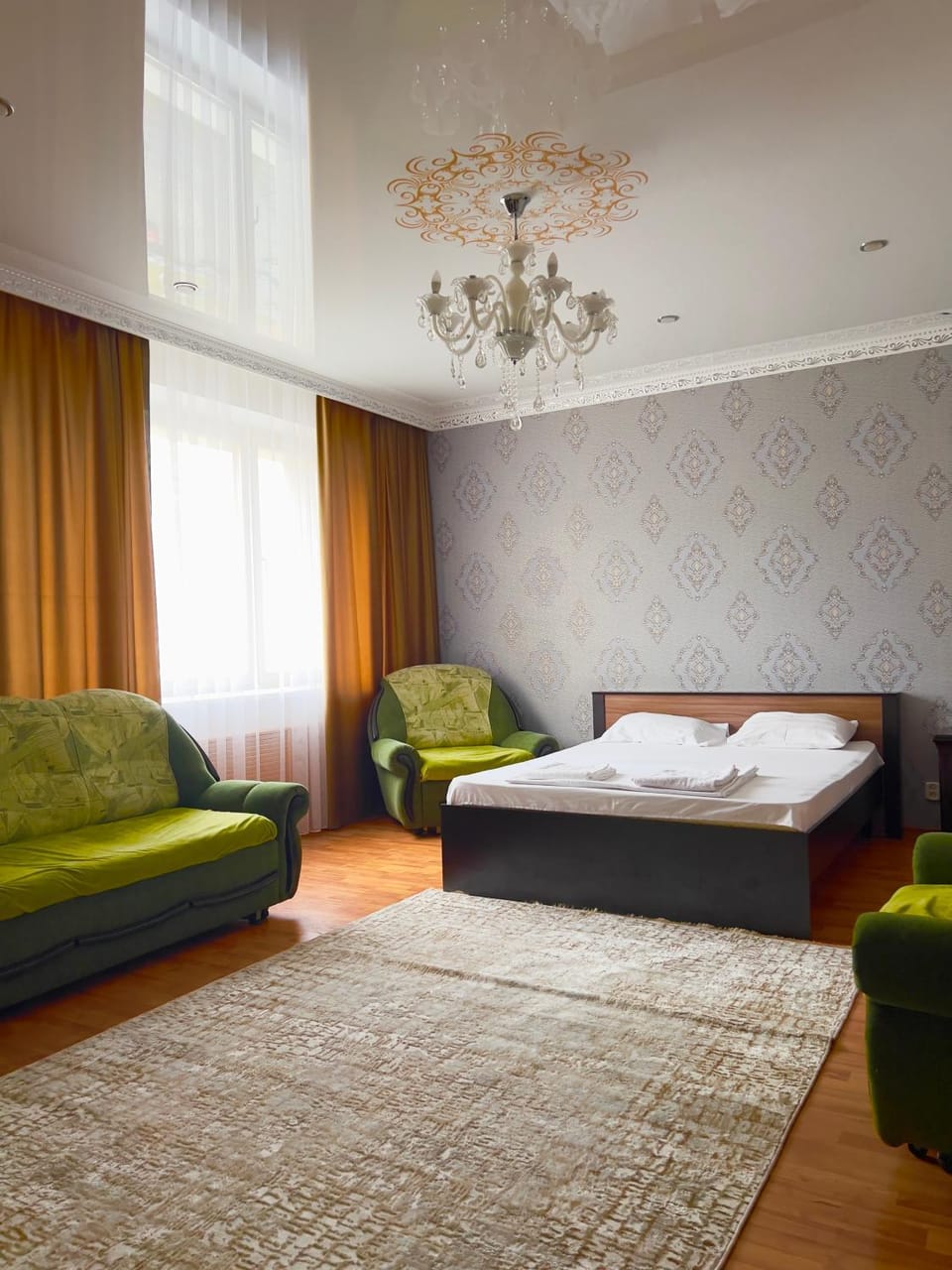 Bed, Living room, Photo of the whole room