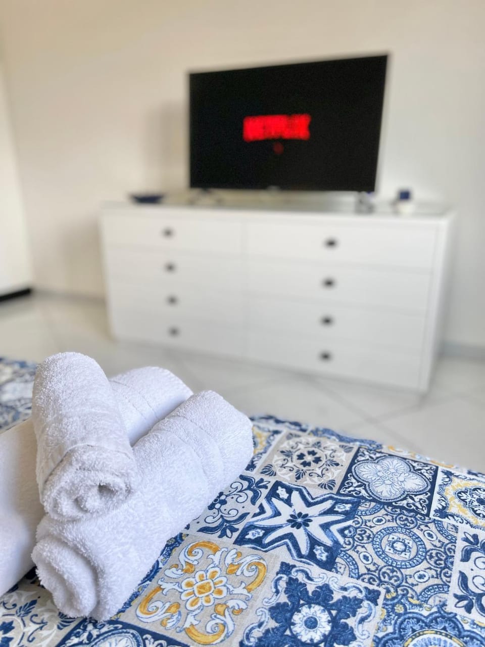 TV and multimedia, Bedroom, towels