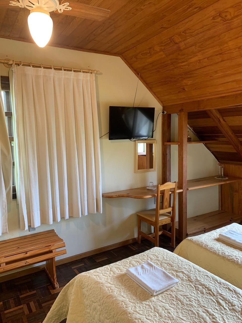 Communal lounge/ TV room, Bed, Photo of the whole room