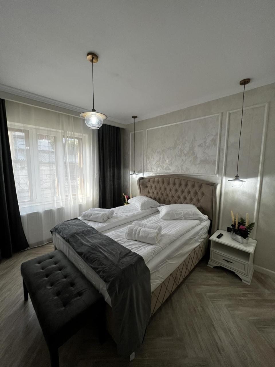Bed, Photo of the whole room, Bedroom, towels