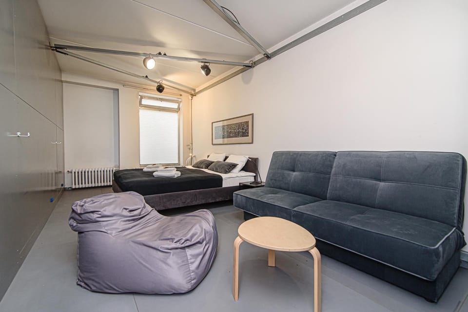 Bed, Seating area, Bedroom, towels