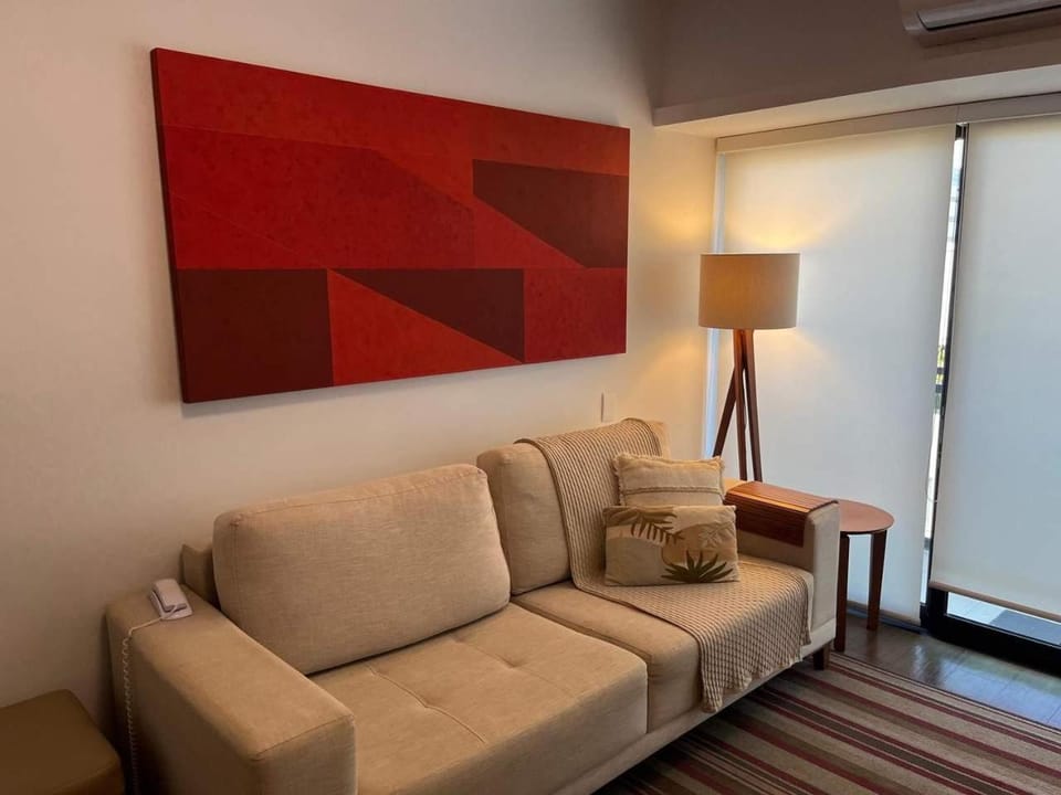 Flat com varanda, vista mar e Cristo Apartment in Rio de Janeiro