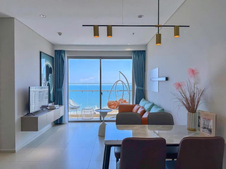 Natural landscape, Living room, Sea view