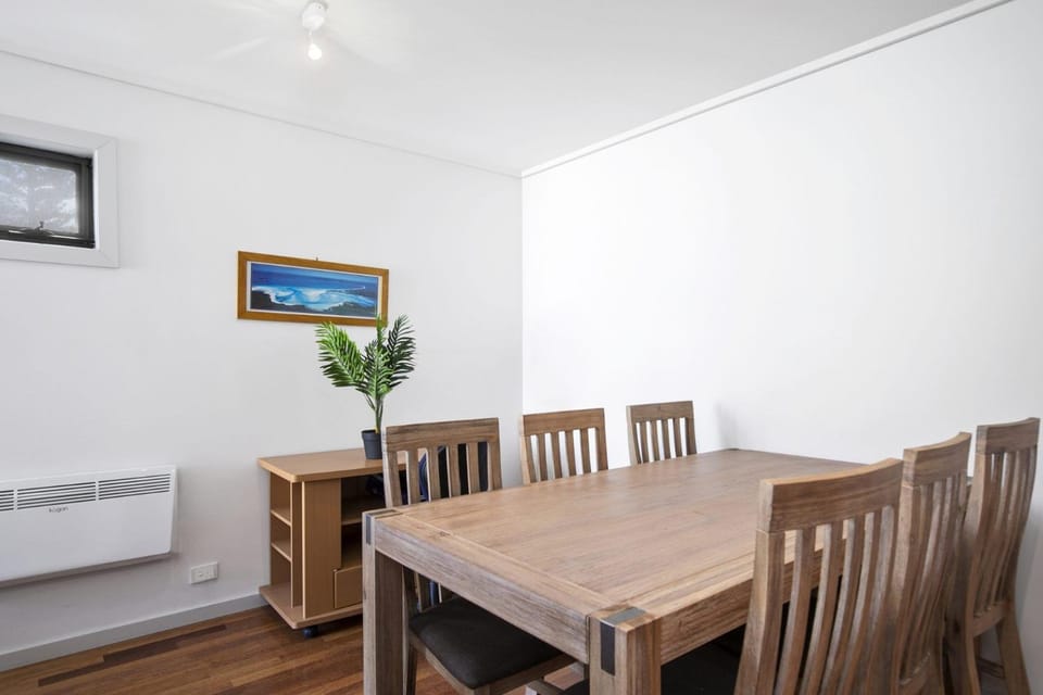 Apartment 36 Pacific Apartments House in Lorne