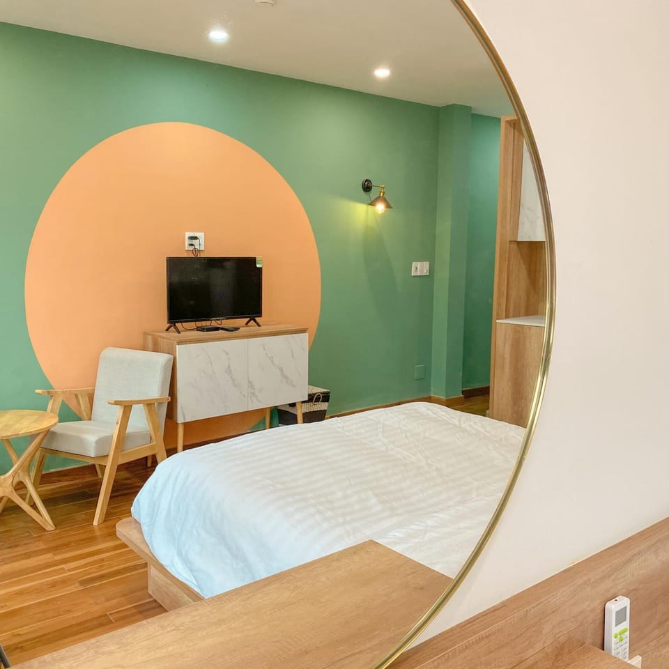 Communal lounge/ TV room, Bed, TV and multimedia, Photo of the whole room, Seating area, Bedroom