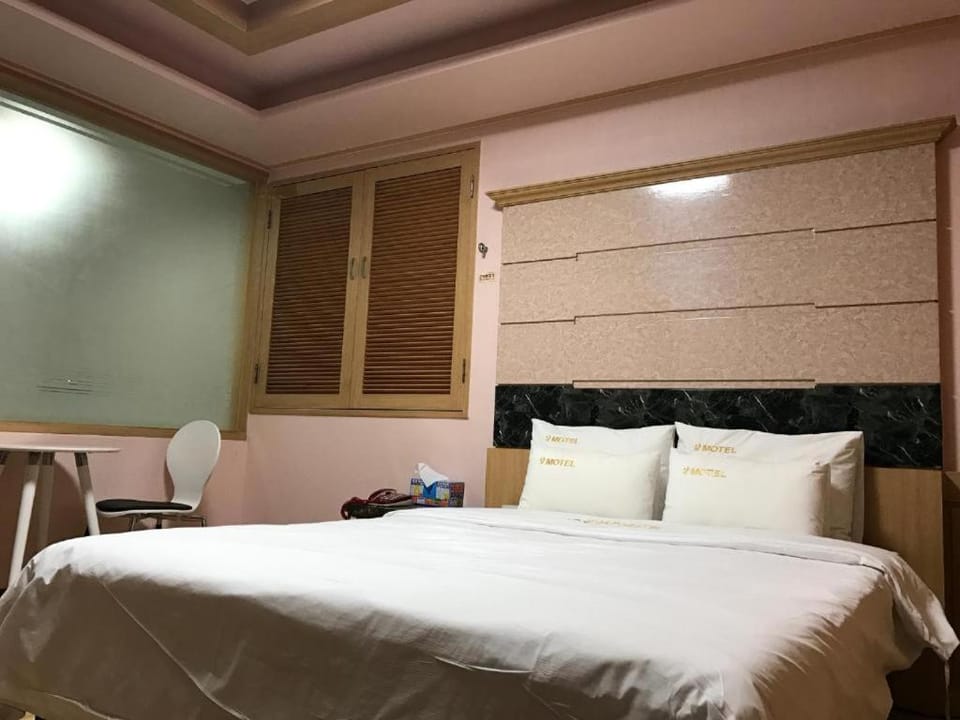 Sharp Hotel Jeonju Motel in South Korea