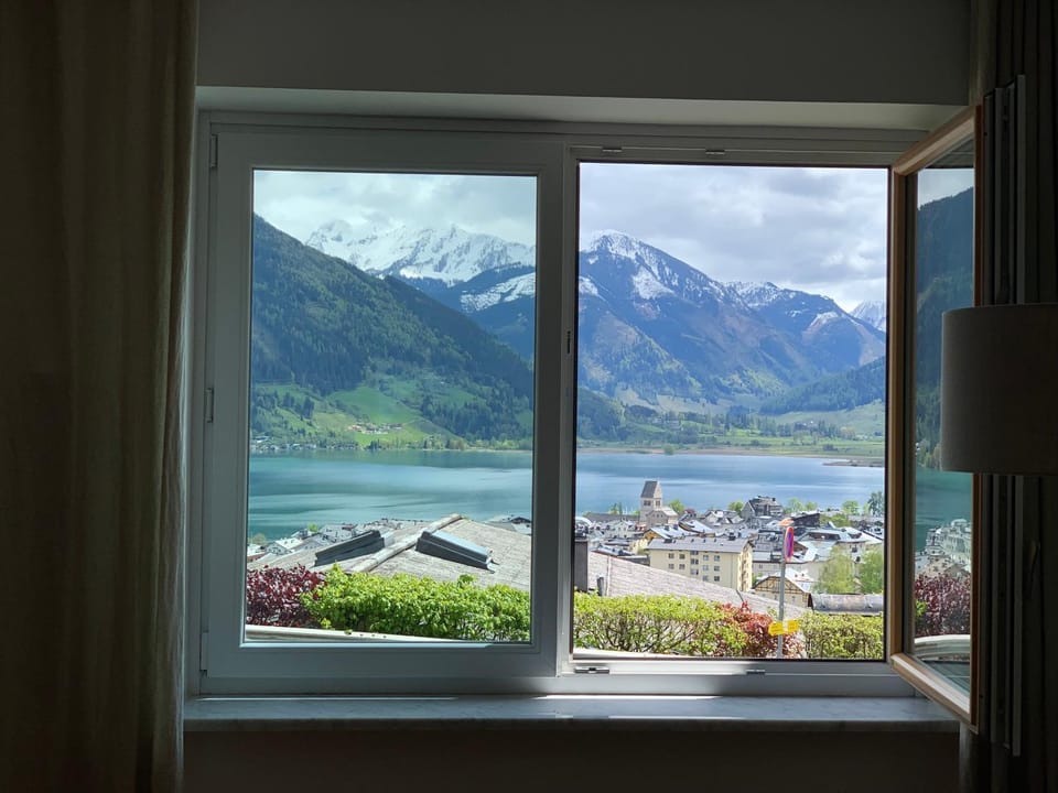 View (from property/room), Lake view