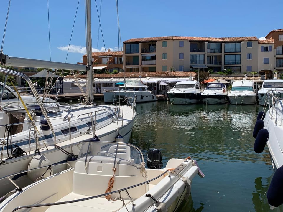 Appartement 4 étoiles Golfe de St Tropez Apartment in Cogolin