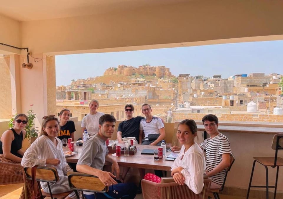 Day, People, Natural landscape, View (from property/room), Food and drinks, Dining area, Food, Guests, City view, Drinks, Family