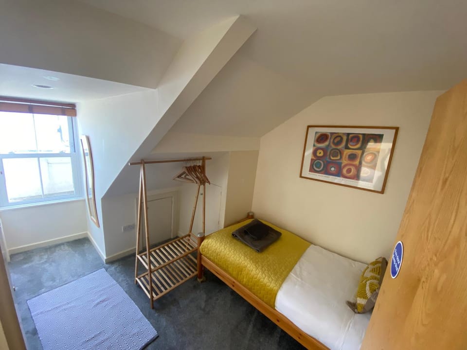 Caldey View- a beautiful flat in the heart ofTenby Apartment in Wales