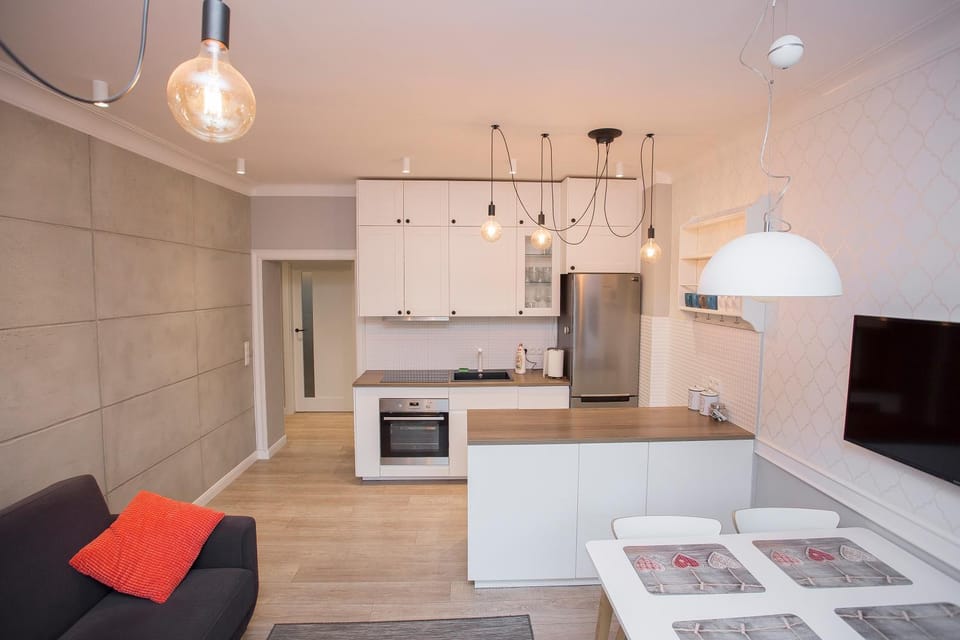 Kitchen or kitchenette, Living room, Seating area, minibar, pet friendly, stove