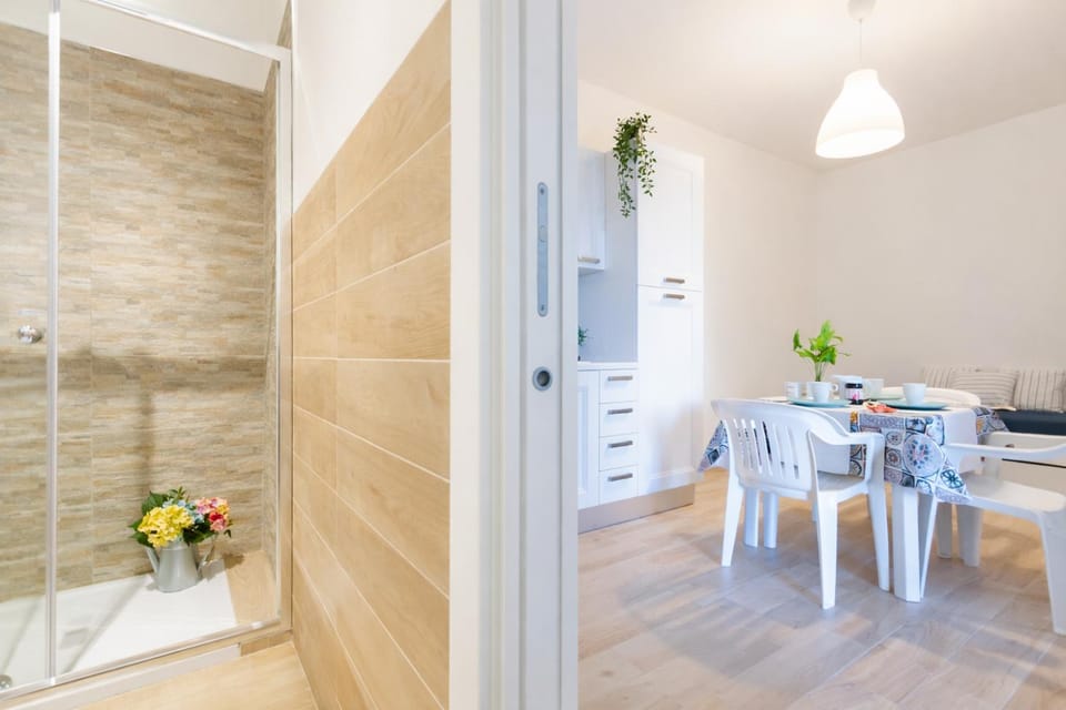 Shower, Bathroom, Dining area