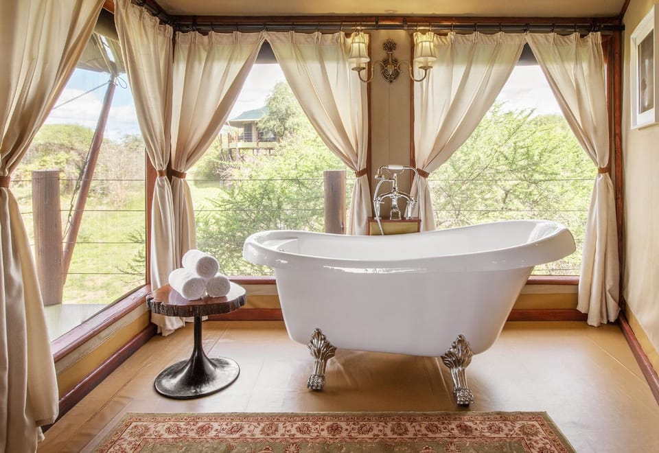 Bathroom, Bath