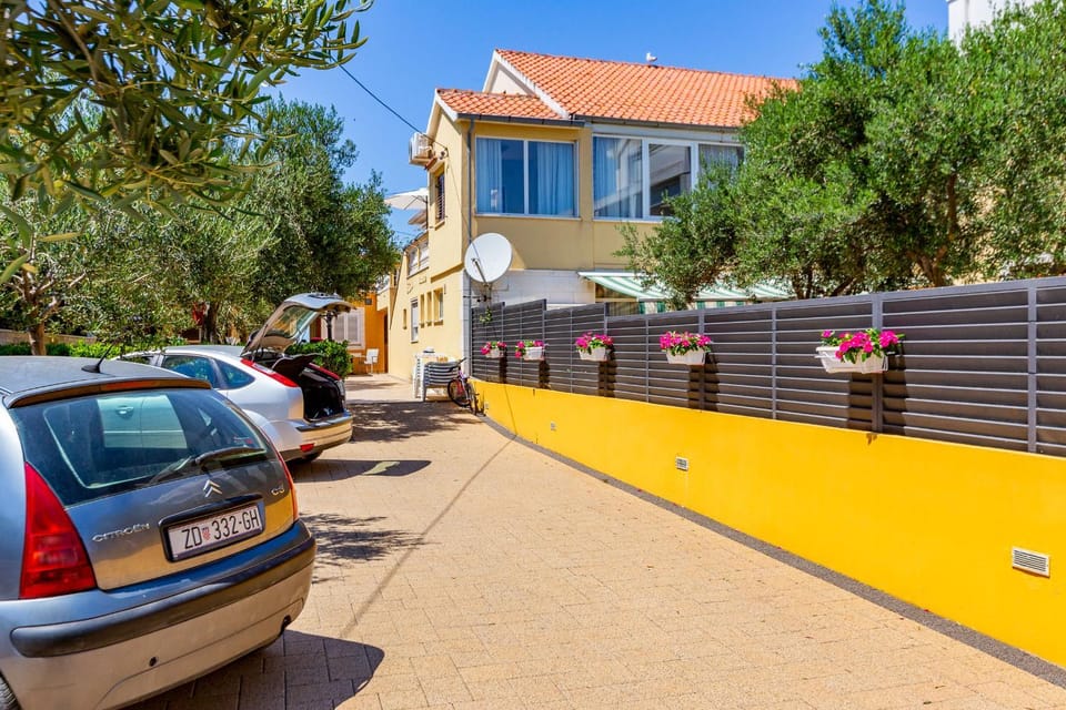 Lanterna Puntamika apt. near beach Apartment in Zadar