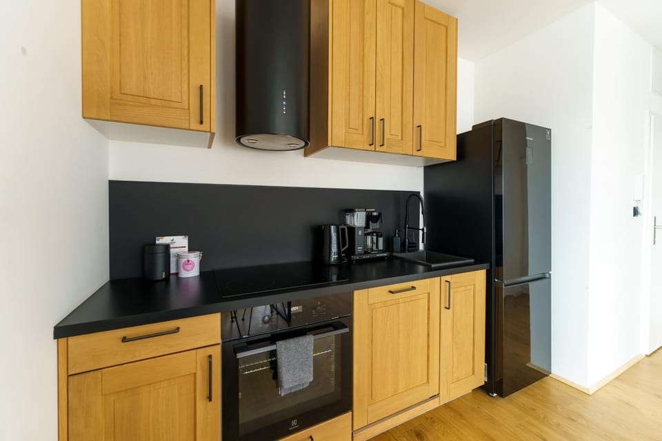 pet friendly, kitchen