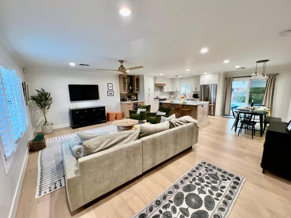 Casa Gia- Quiet Luxury Biltmore Area - Heated Pool House in Phoenix