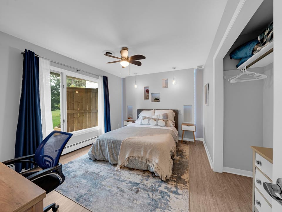 Bedroom, Garden view