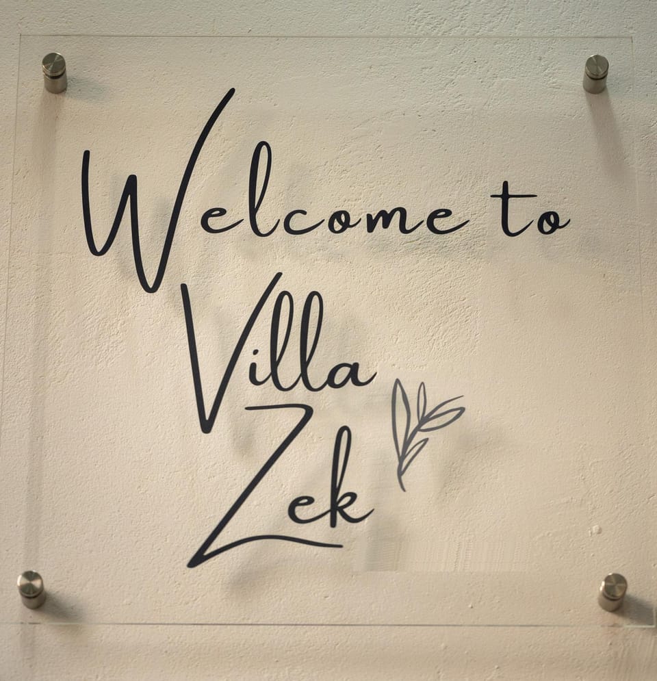 Property logo or sign