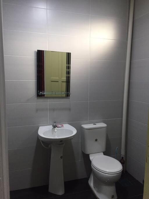 Toilet, Bathroom
