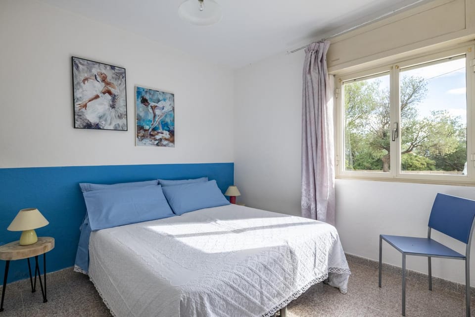 Living room, Bedroom