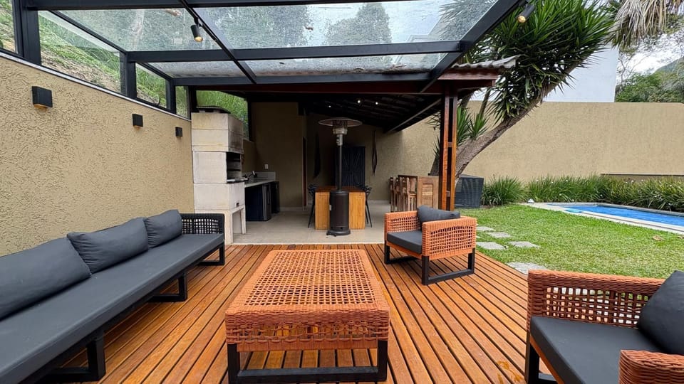 BBQ facilities, Seating area, Garden view
