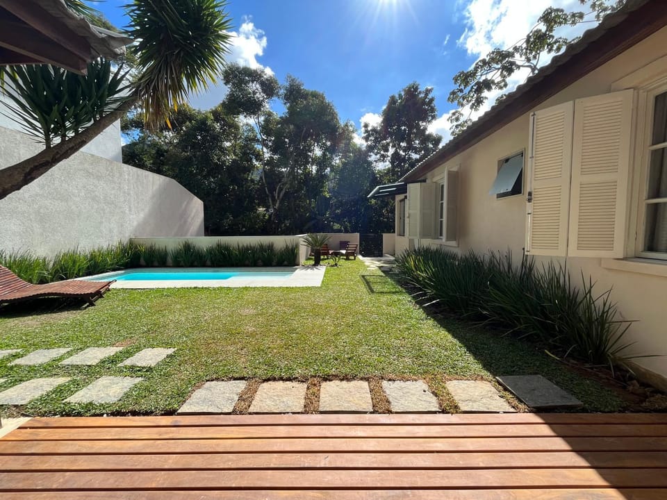 Property building, Garden, Garden view, Pool view, Swimming pool