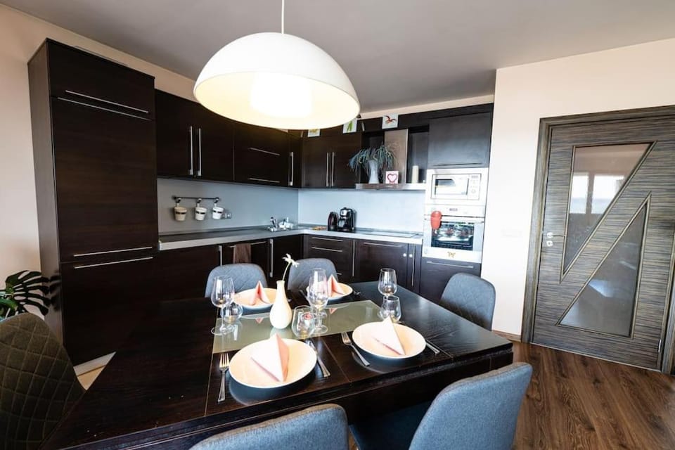 При Галя / Прекрасен апартамент в тих квартал Apartment in Varna