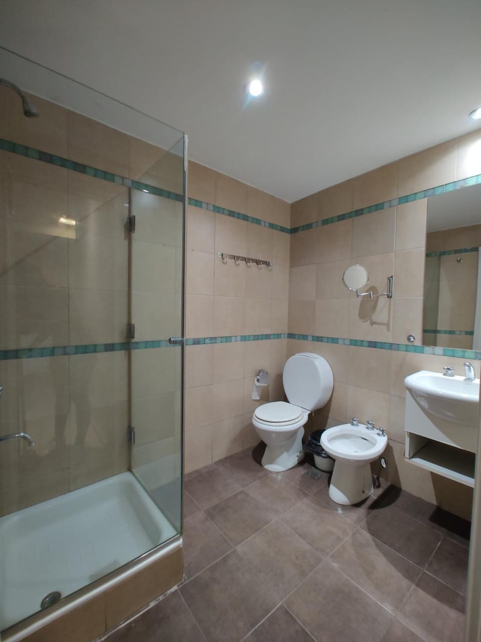 Shower, Toilet, Bathroom, bidet, towels